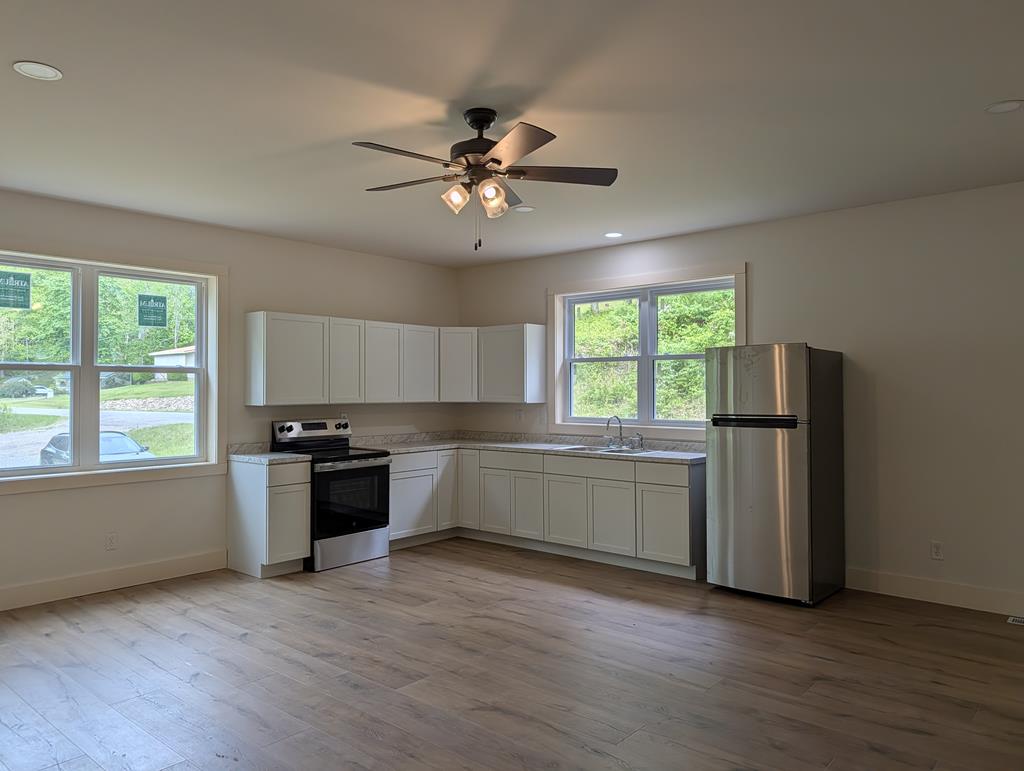 2765 Bobo Road Property Photo 7