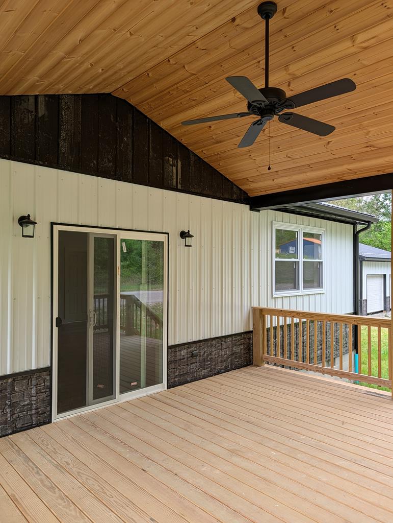 2765 Bobo Road Property Photo 24