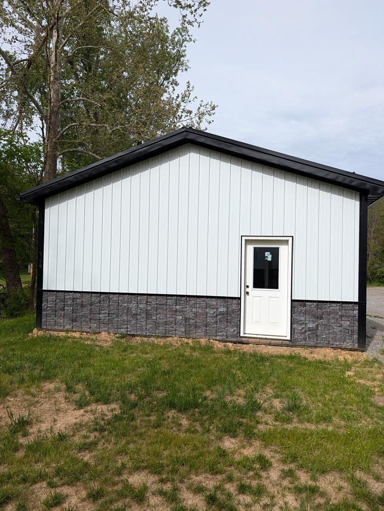 2765 Bobo Road Property Photo 27