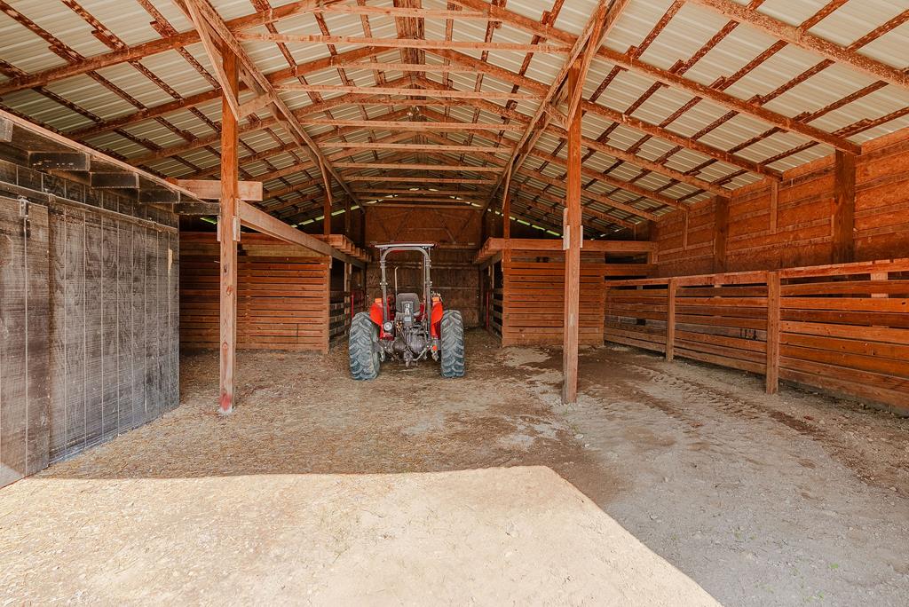 325 Ackley Road Property Photo 17