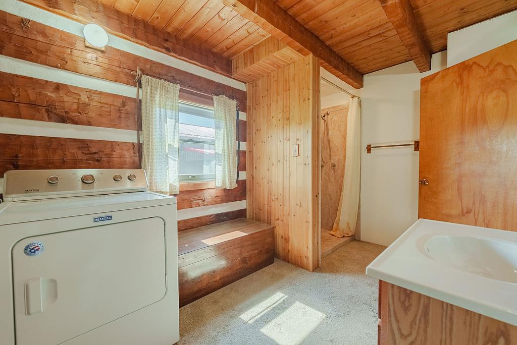 325 Ackley Road Property Photo 32