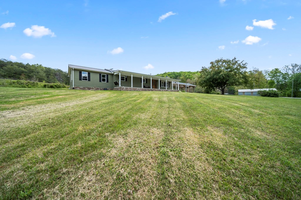 2840 Henley Comstock Property Photo 2