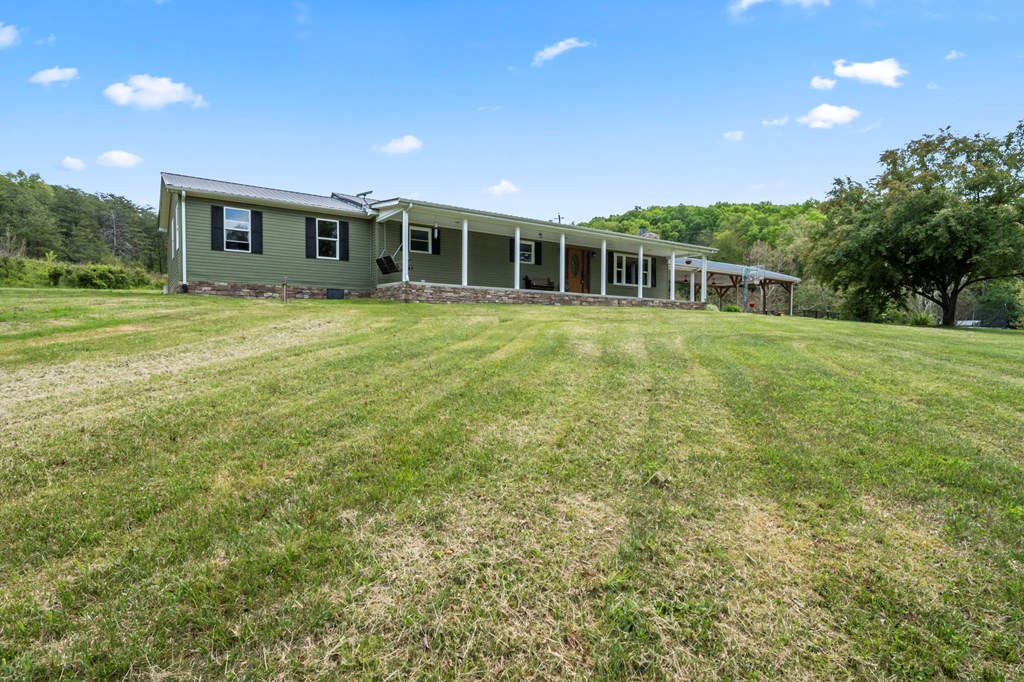 2840 Henley Comstock Property Photo 3