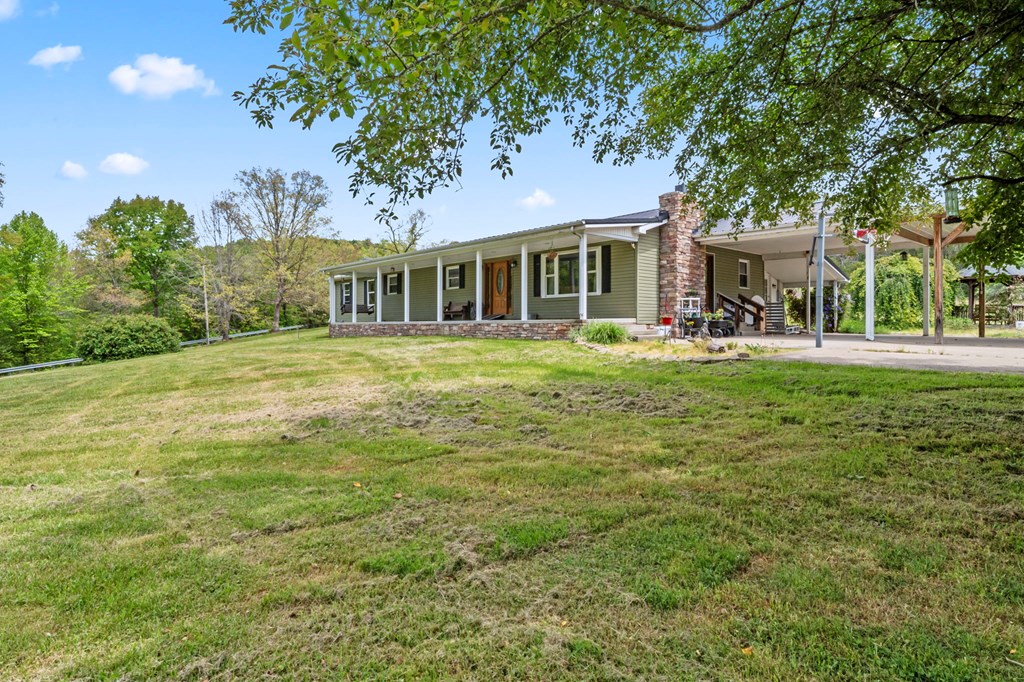 2840 Henley Comstock Property Photo 5