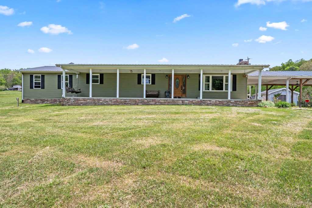 2840 Henley Comstock Property Photo 6