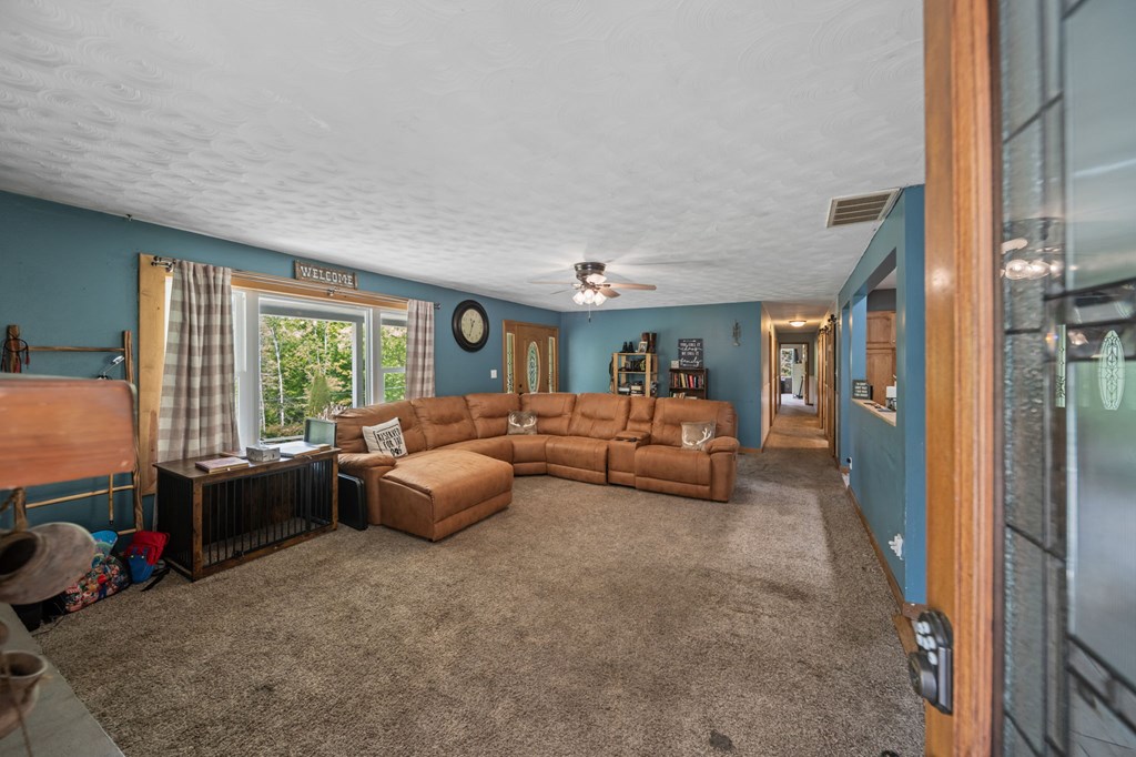2840 Henley Comstock Property Photo 21