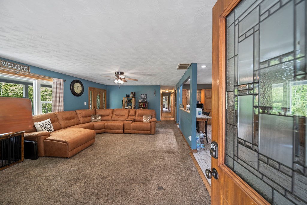 2840 Henley Comstock Property Photo 22