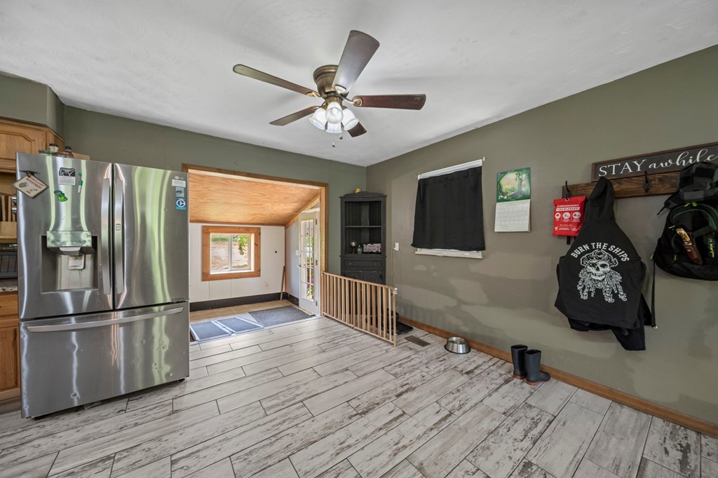 2840 Henley Comstock Property Photo 24