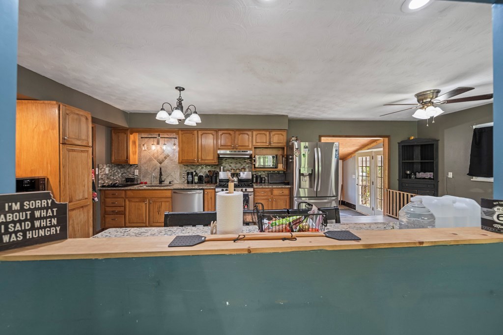 2840 Henley Comstock Property Photo 34