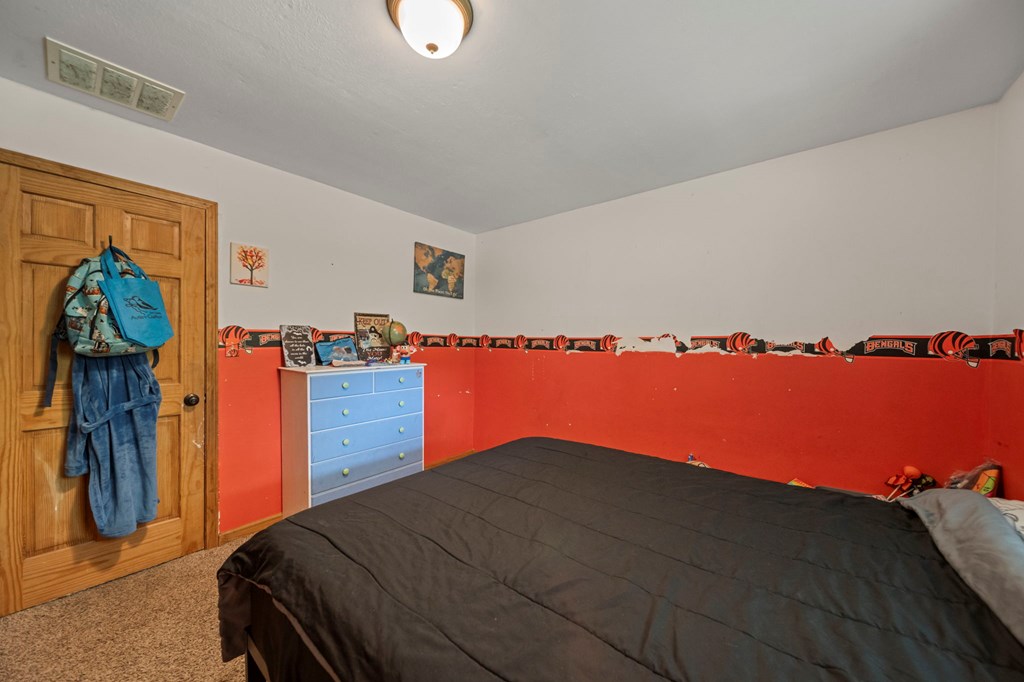 2840 Henley Comstock Property Photo 47