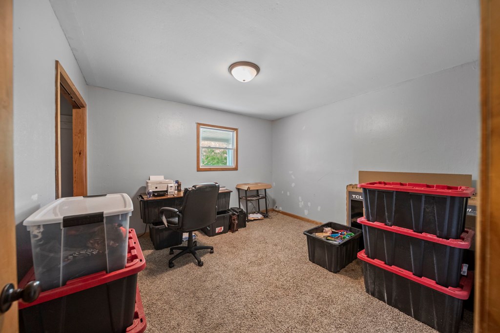 2840 Henley Comstock Property Photo 49