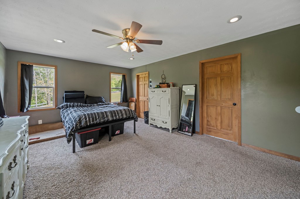 2840 Henley Comstock Property Photo 53