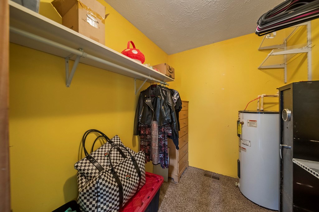 2840 Henley Comstock Property Photo 57