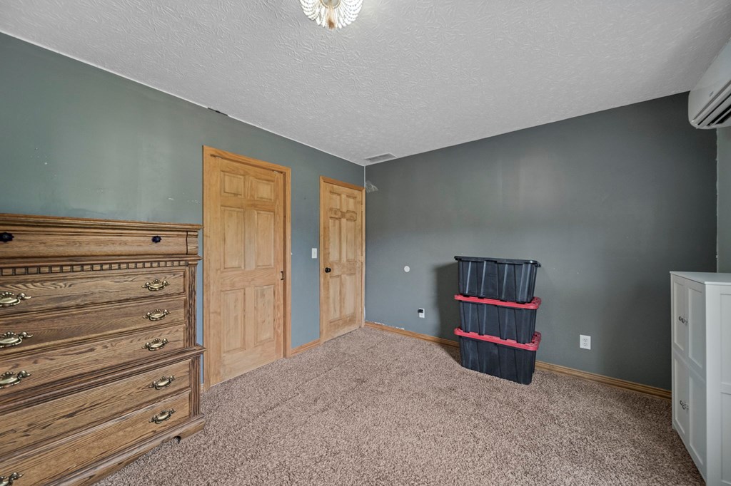 2840 Henley Comstock Property Photo 73