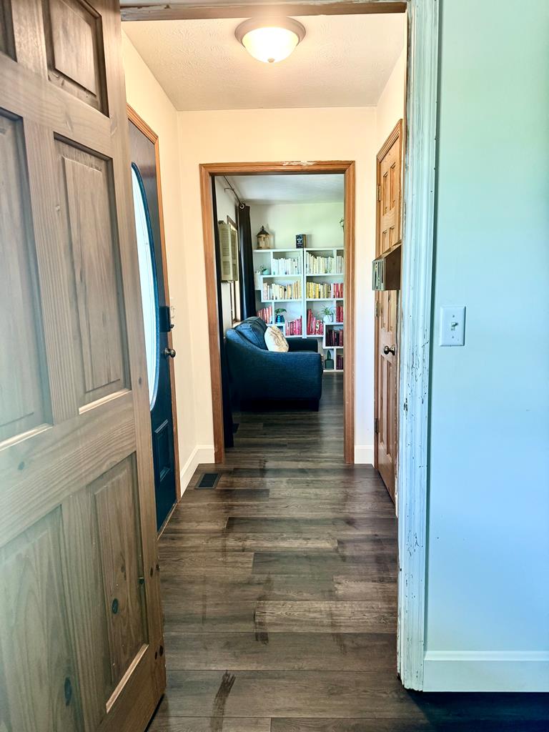 315 Dallas Drive Property Photo 5