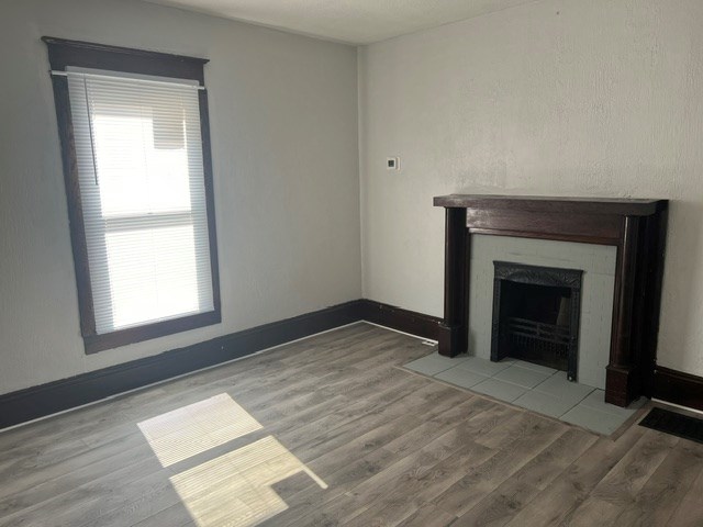 1337 E Main Street Property Photo 10