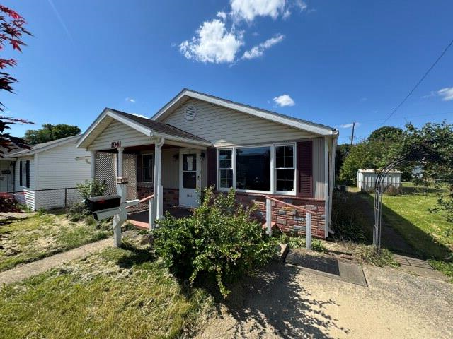1041 Dayton Street Property Photo 1