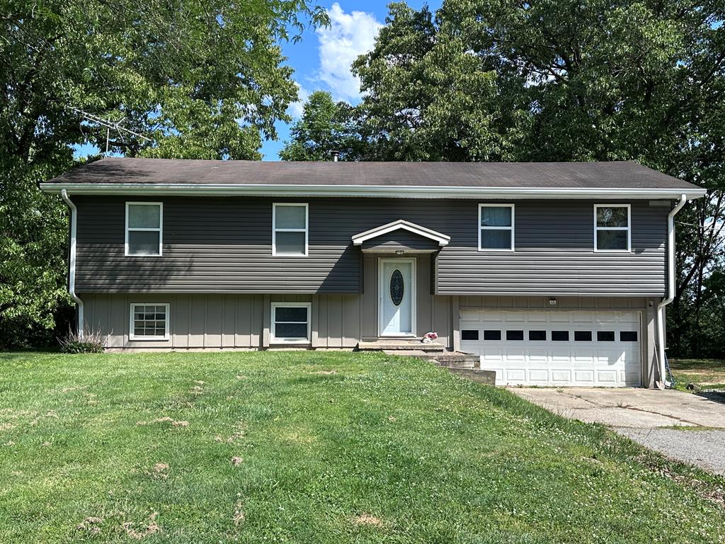 904 Heading Lane Property Photo 1