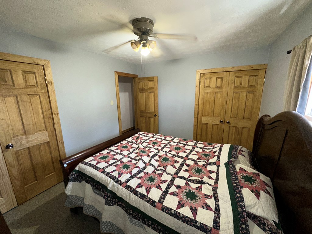 904 Heading Lane Property Photo 15