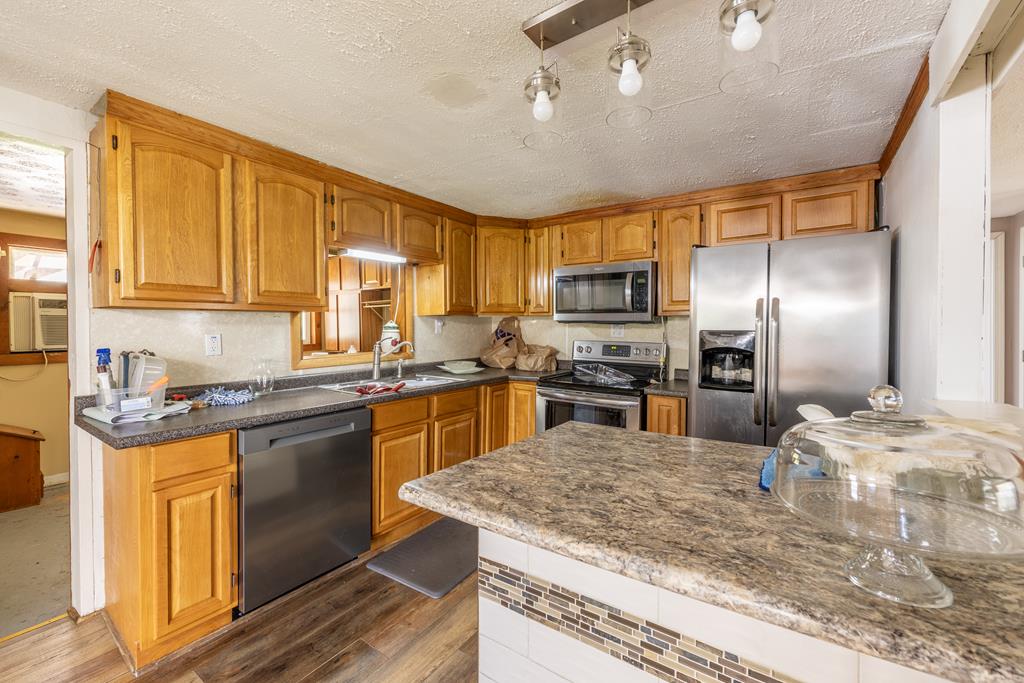 125 Longworth Property Photo 22