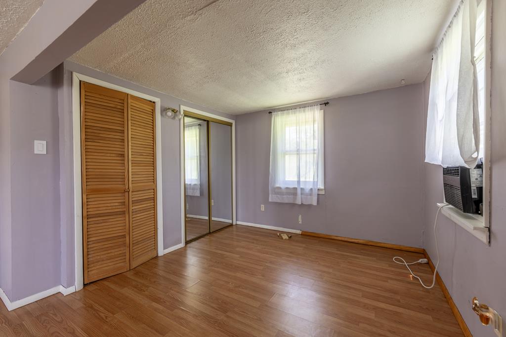 125 Longworth Property Photo 33