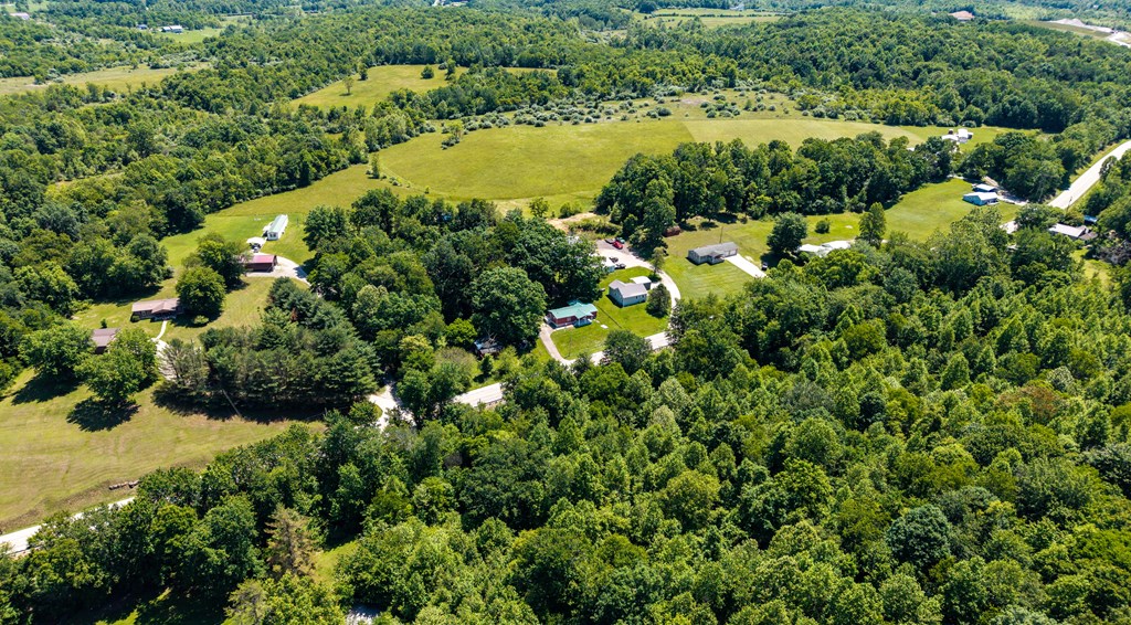881 State Route 233 Property Photo 24