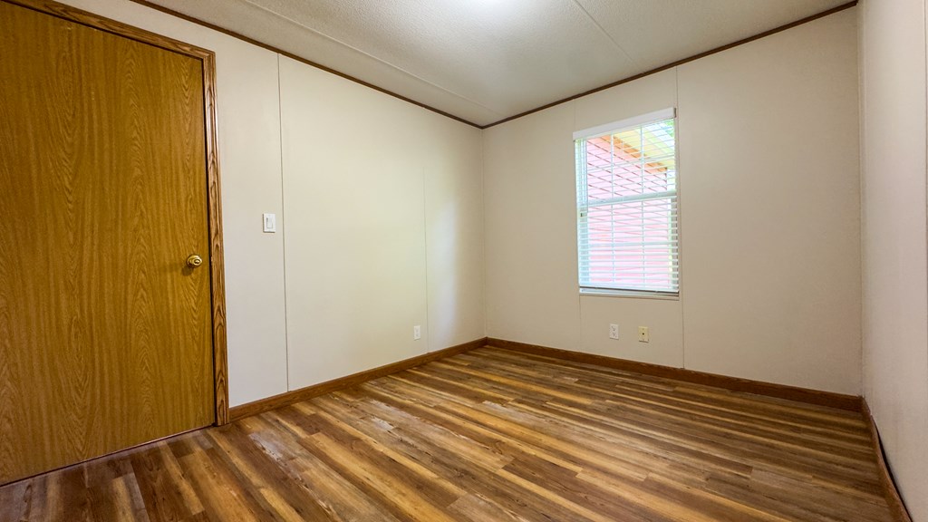 881 State Route 233 Property Photo 34