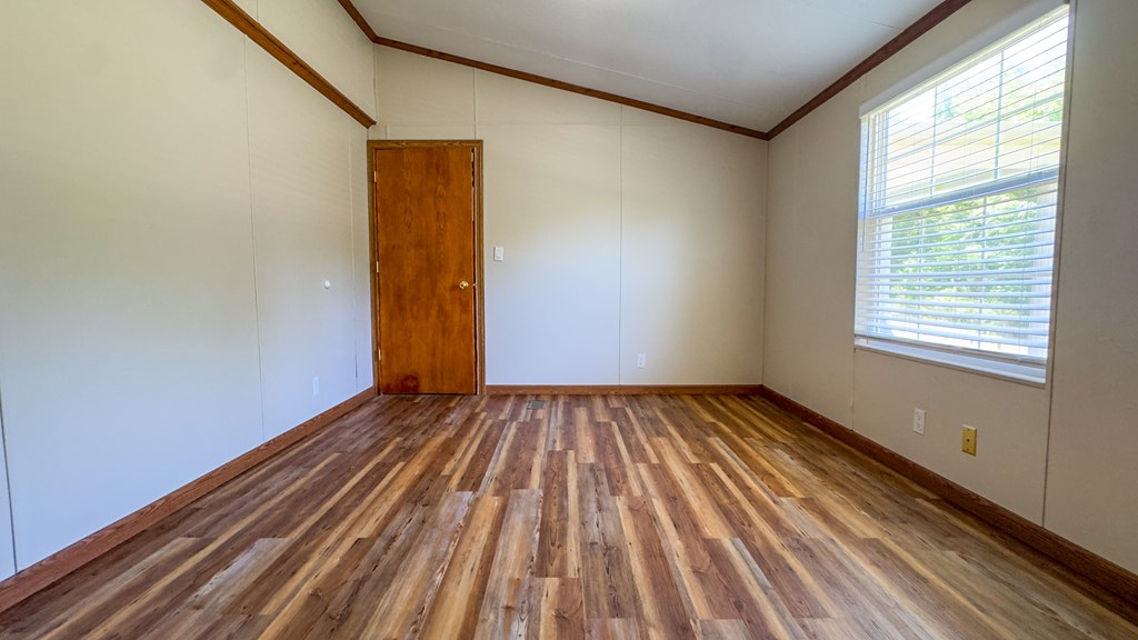 881 State Route 233 Property Photo 44