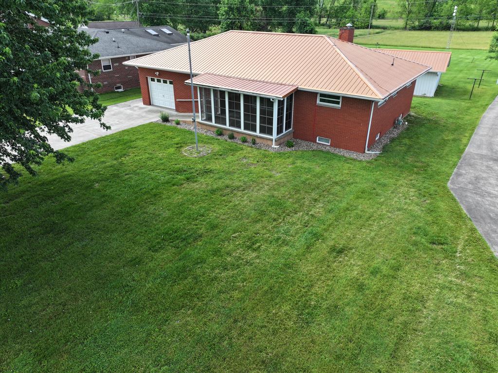 855 Jackson Pike Property Photo 1