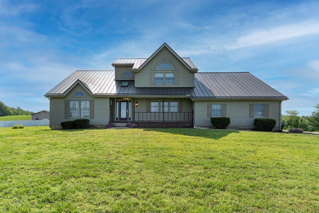 1688 Schuster Road Property Photo 1
