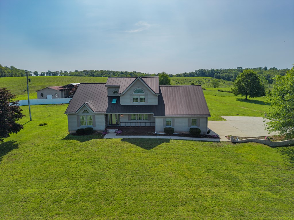 1688 Schuster Road Property Photo 2