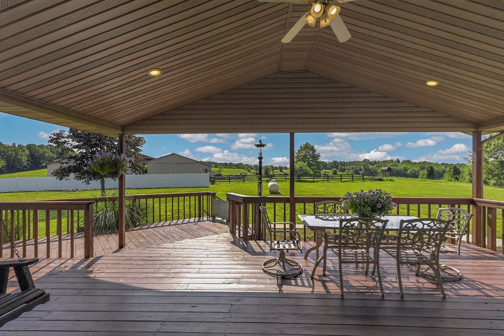 1688 Schuster Road Property Photo 13
