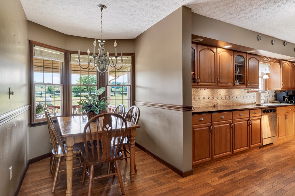 1688 Schuster Road Property Photo 17