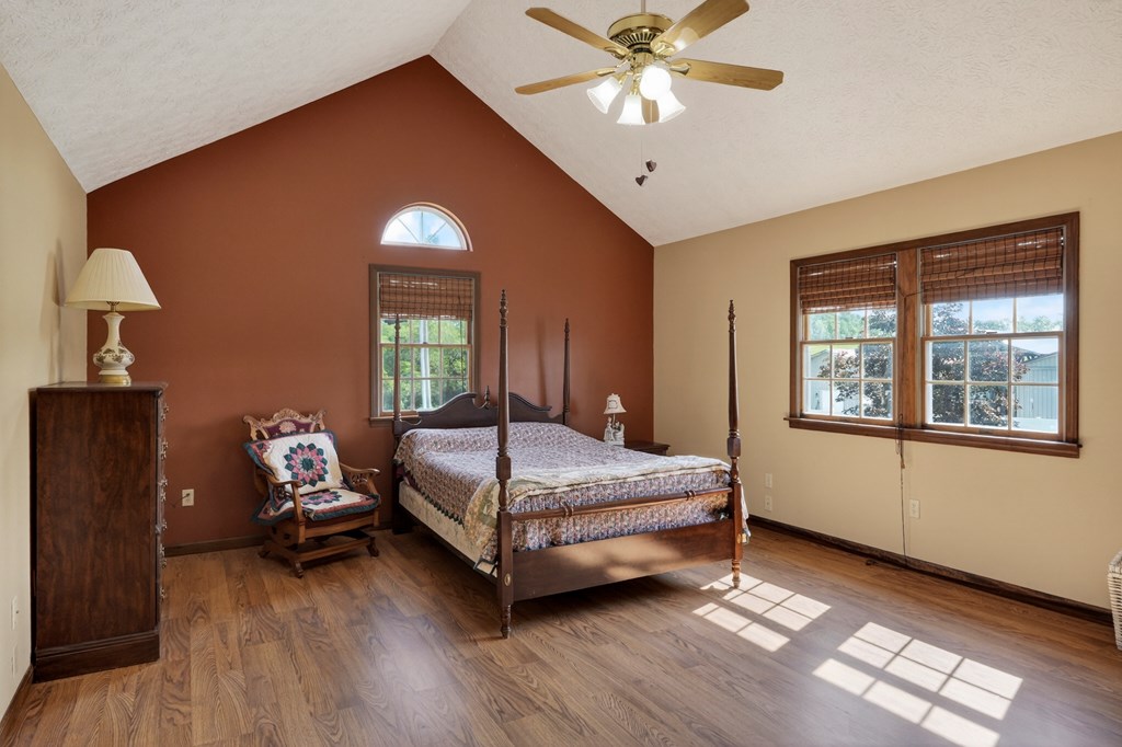 1688 Schuster Road Property Photo 24