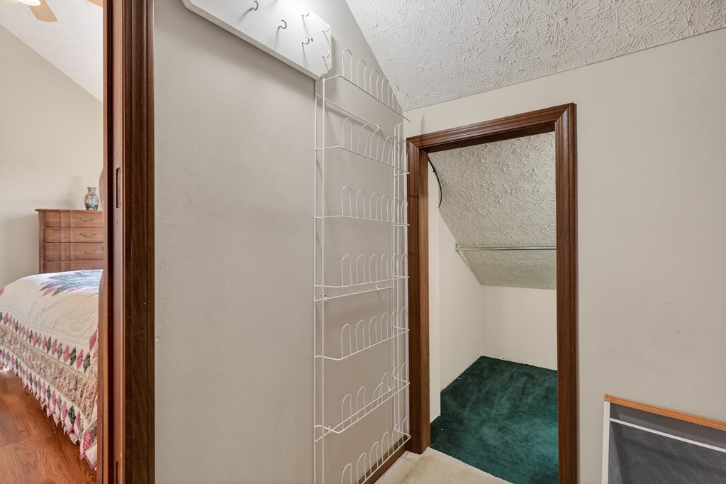 1688 Schuster Road Property Photo 31