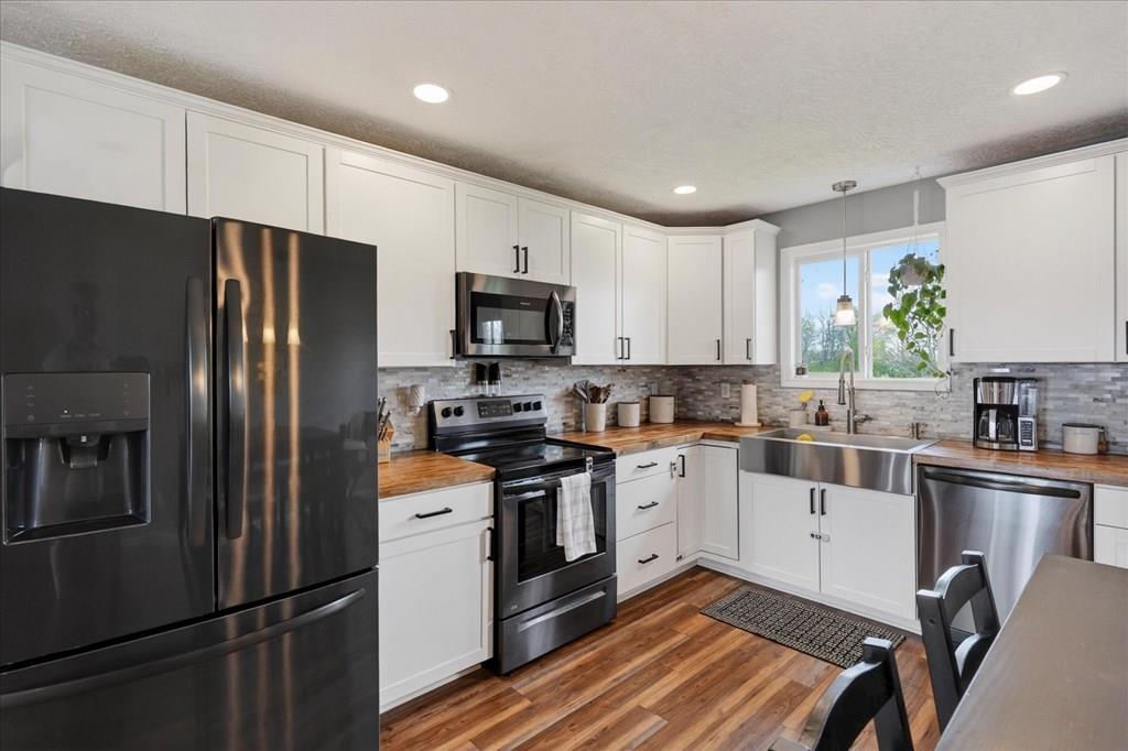 5879 B Farmers Road Property Photo 1