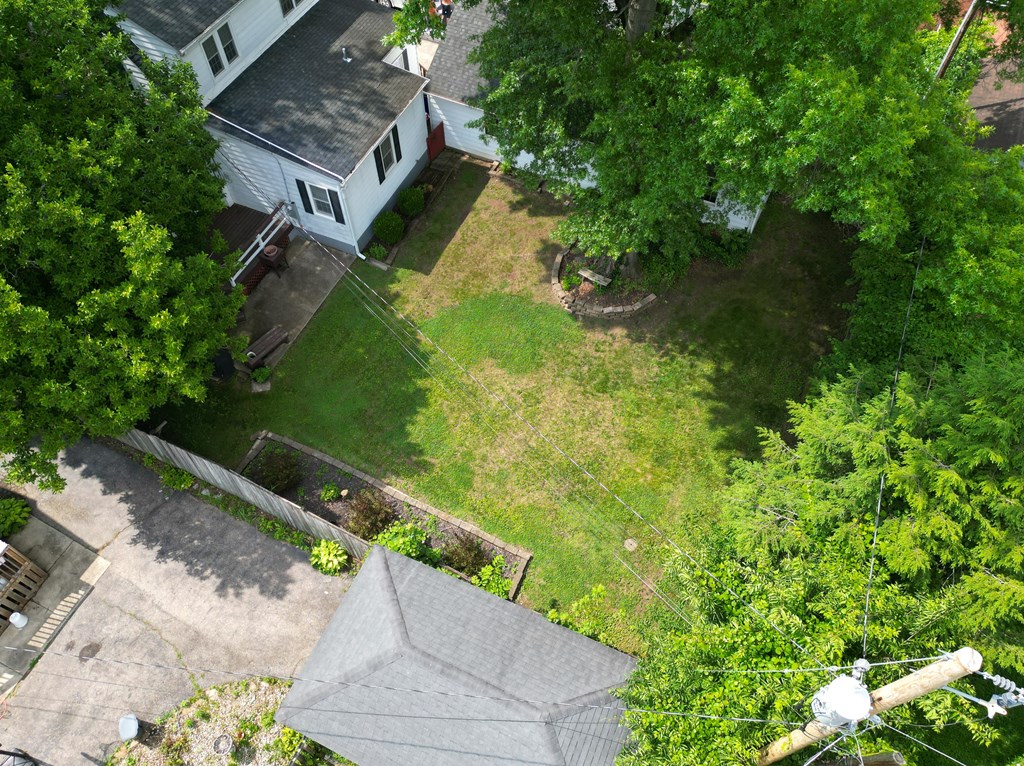 317 Fairway Ave. Property Photo 4