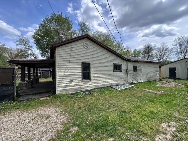 64922 Commercial St Property Photo 2
