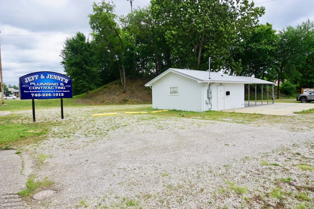 301 Emmit Ave. Property Photo 2