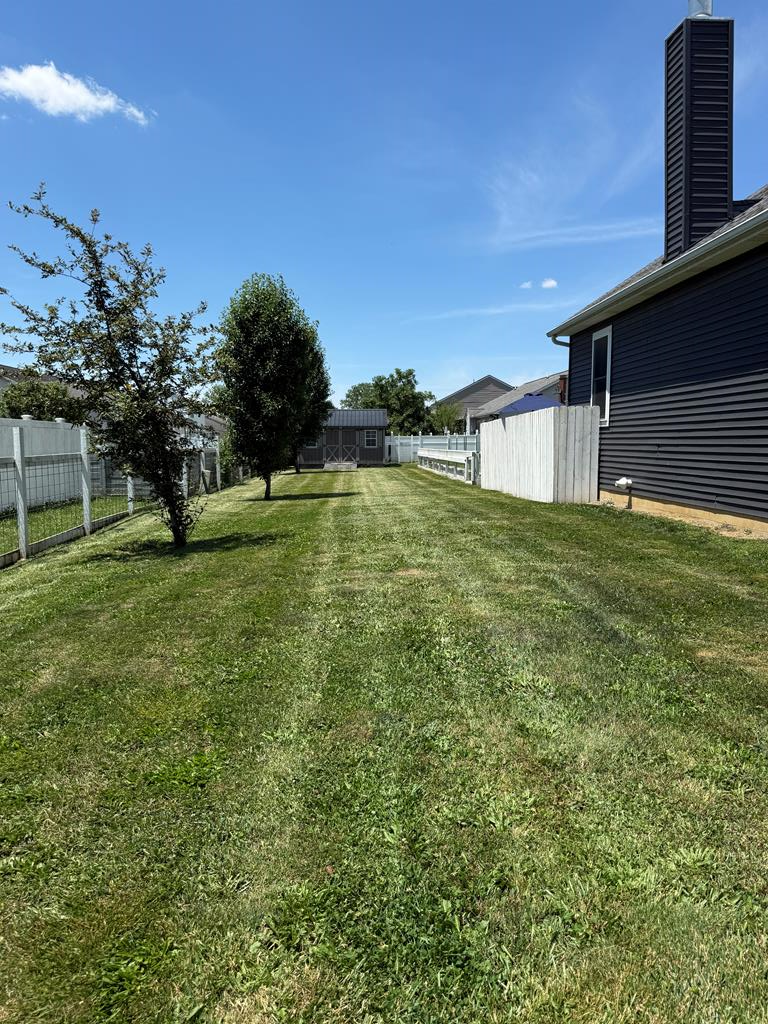 11 May Ave. Property Photo 38
