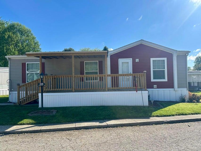 209 Villa Drive Property Photo 1
