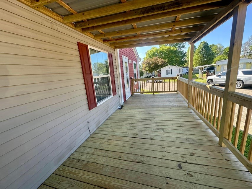 209 Villa Drive Property Photo 2