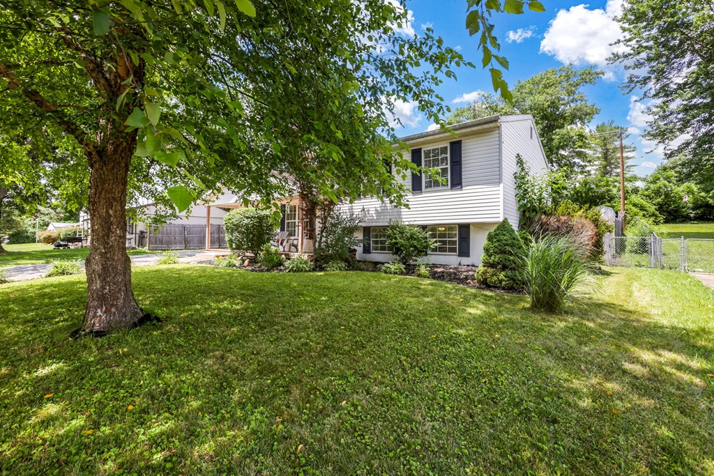 403 W South Property Photo 57