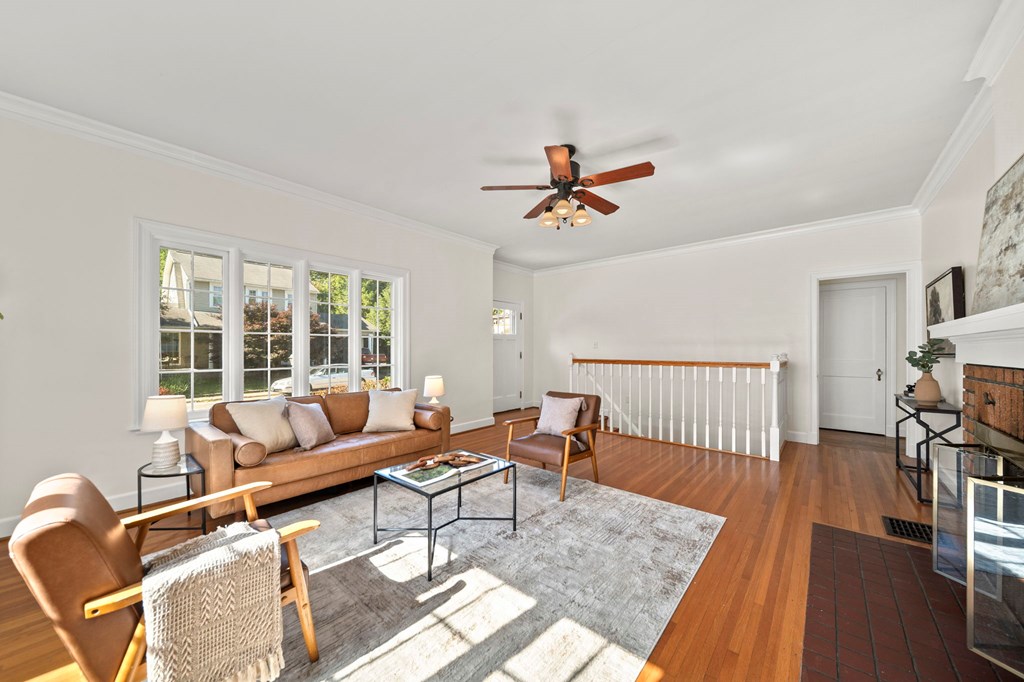 27 Huron Road Property Photo 9