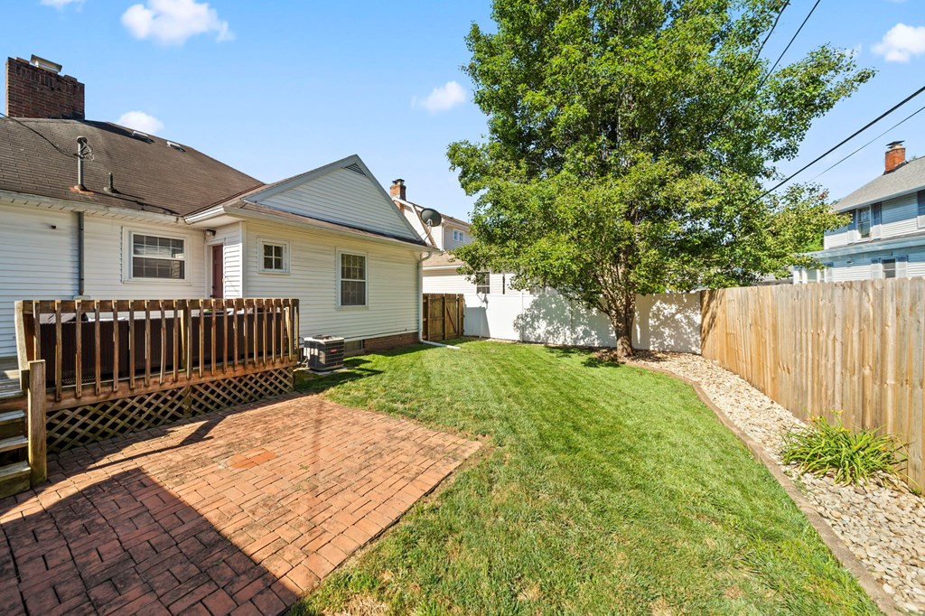 27 Huron Road Property Photo 34