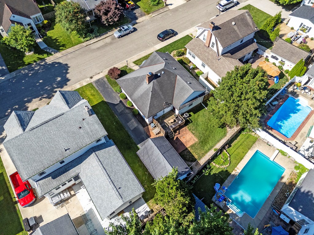 27 Huron Road Property Photo 42