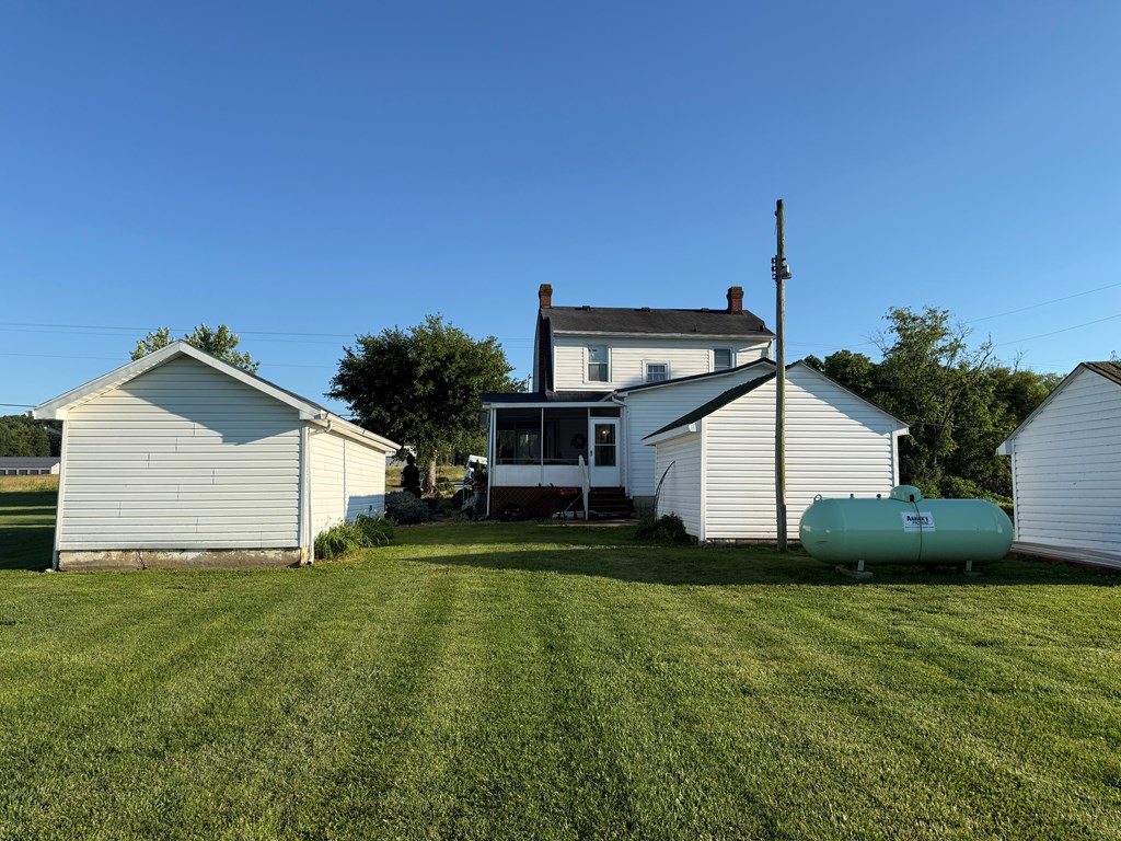2661 Adams Road Property Photo 6