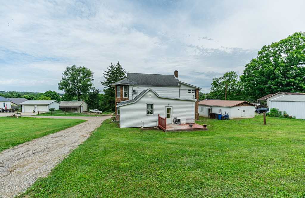 208 Fairview Ave. Property Photo 37