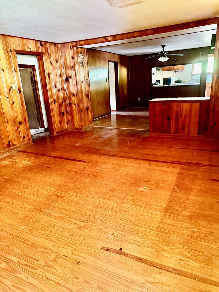 1451 Miller Lane Property Photo 4