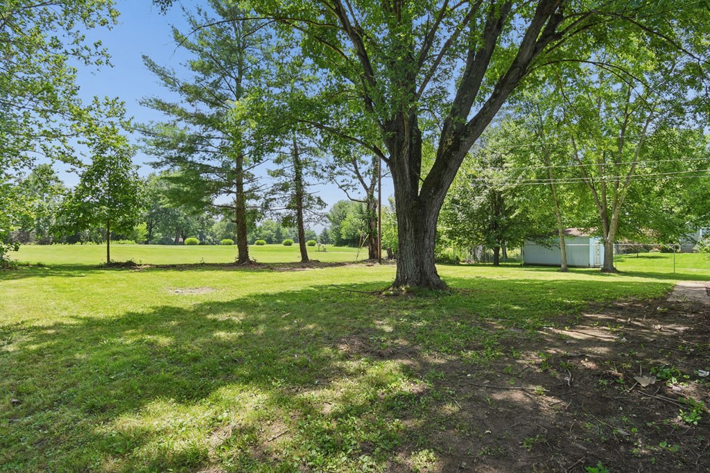 8 Brown Ave Property Photo 26